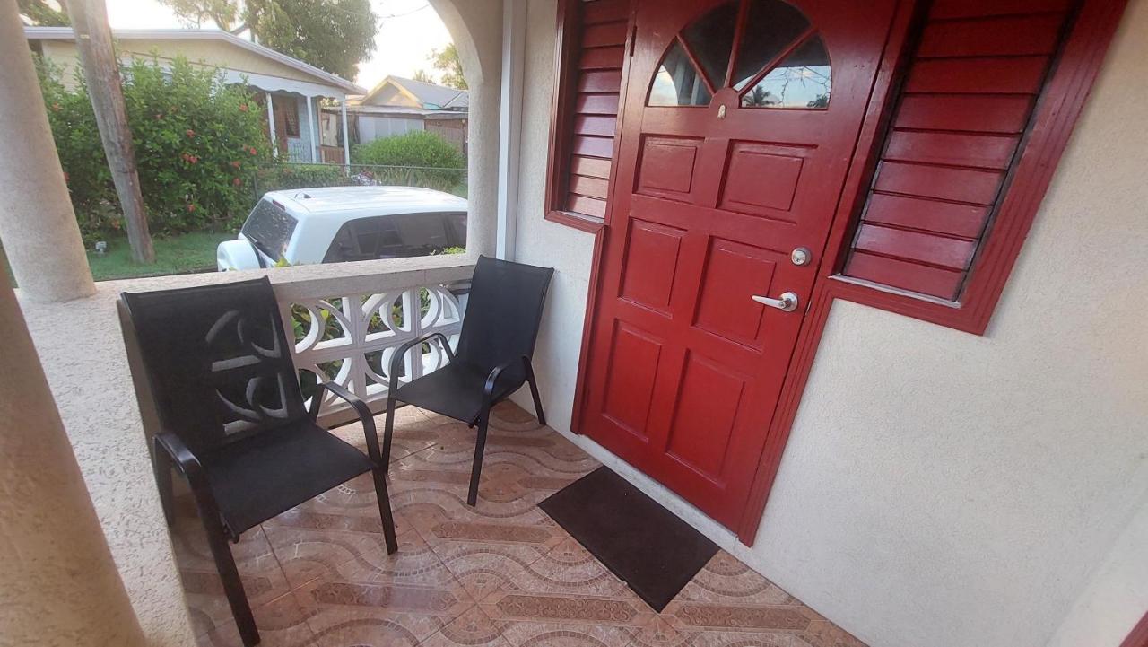 Carmen'S Cozy Studio Bridgetown Exterior photo